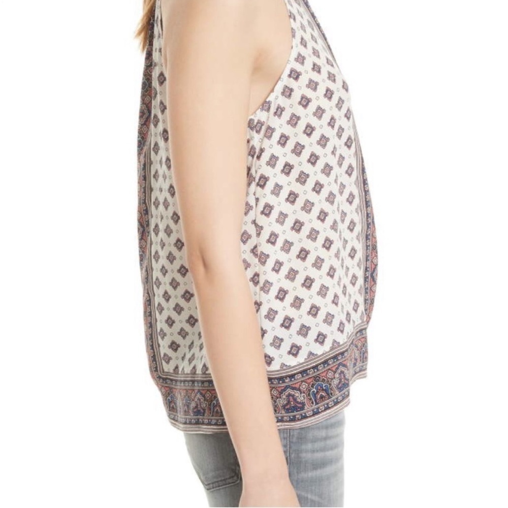 Joie Bradie Top Paisley print. Size XXS.  Worn once.  No flaws 100% Silk - Picture 3 of 7